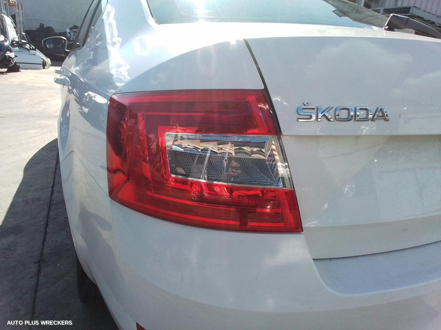 2014 Skoda Octavia Door Boot Gate Lock