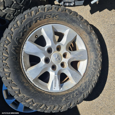 2006-2021 Mitsubishi Pajero Wheel Mag