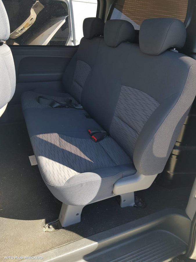 2011 Hyundai Iload/imax 2nd Seat  Rear Seat