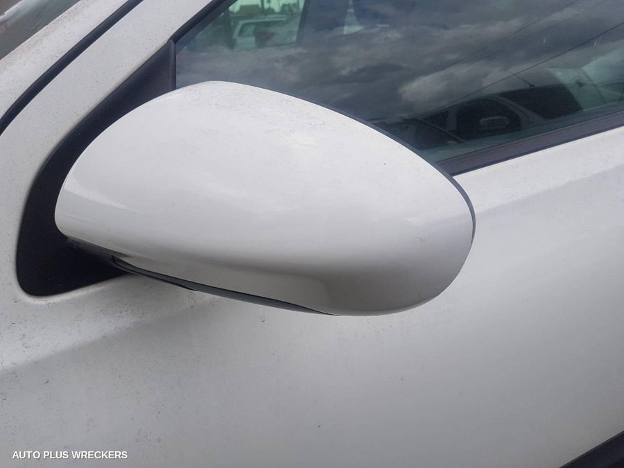 2011 Nissan Dualis Left Rear Door Window