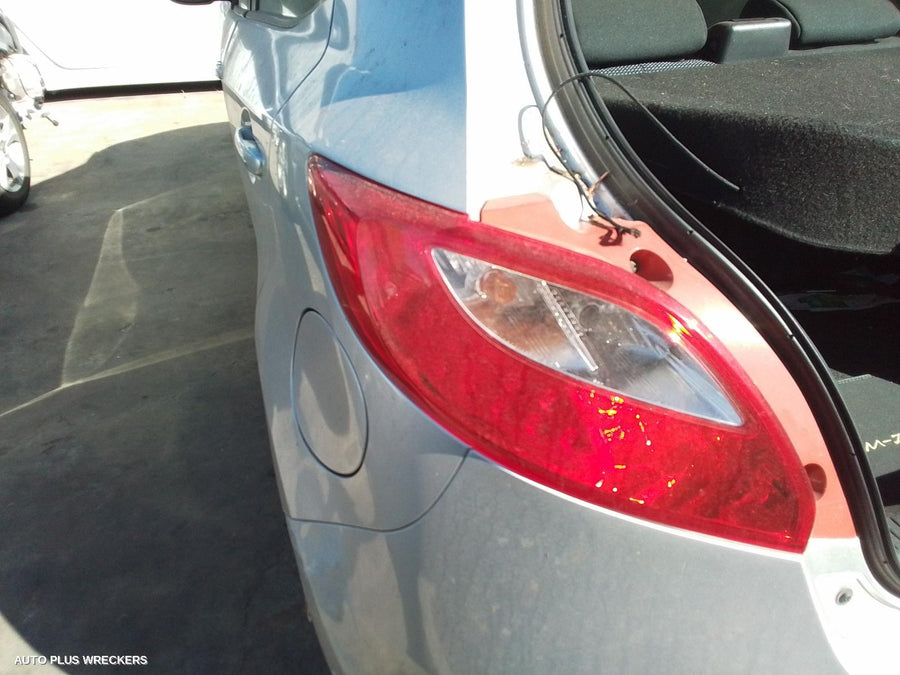 2008 Mazda 2 Left Taillight