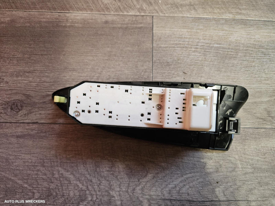 2010 Toyota Rav4 Pwr Dr Wind Switch