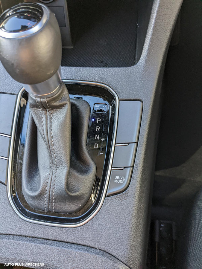 2022 Hyundai I30 Parcel Shelf