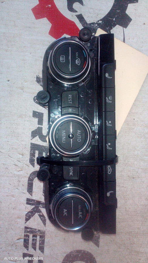 2015-2019 Volkswagen Passat Heater Ac Controls