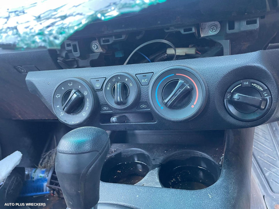 2018 Toyota Hilux Axle