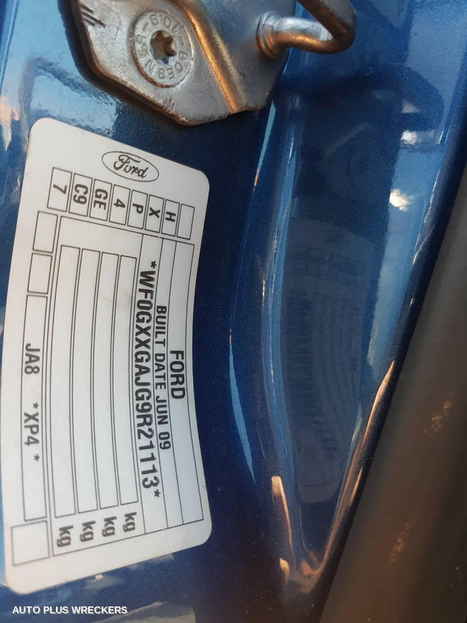 2009 Ford Fiesta Left Guard