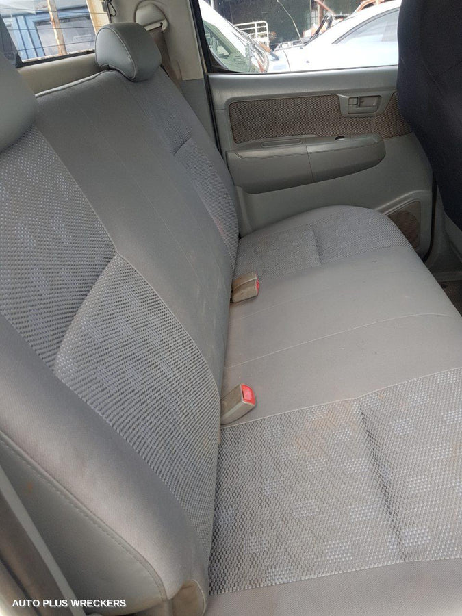 2005 Toyota Hilux Radio Cd Dvd Sat Tv