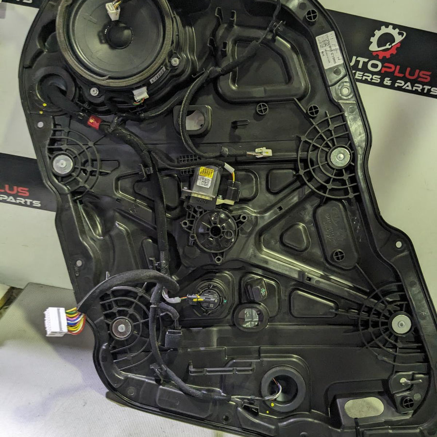 2018 Kia Cerato Right Front Window Reg Motor