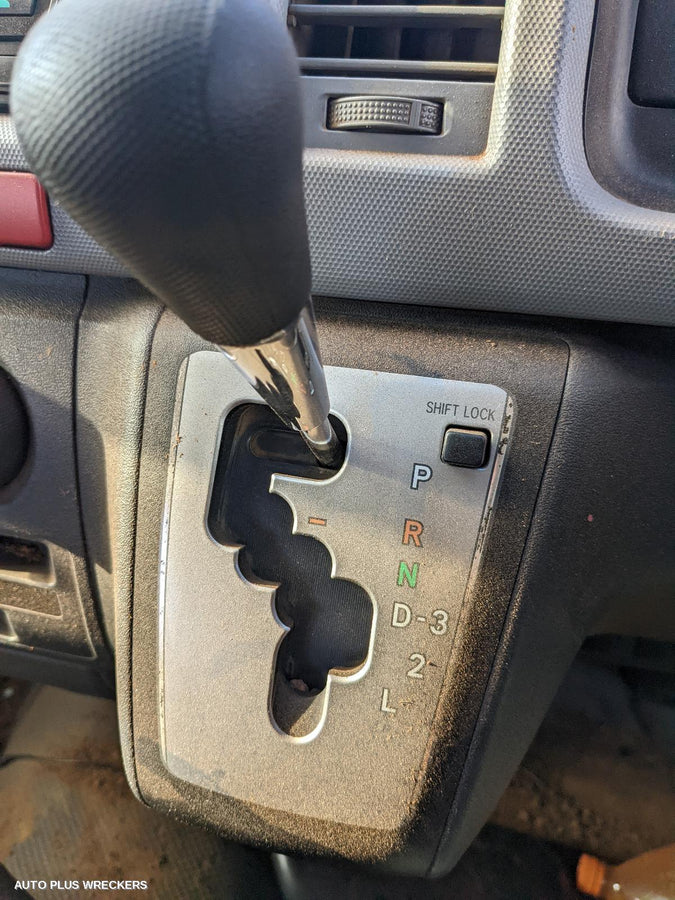 2011 Toyota Hiace Right Headlamp