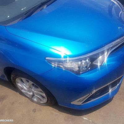 2015-2018 Toyota Corolla Left Taillight