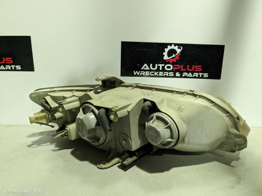 2004 Holden Commodore Left Headlamp