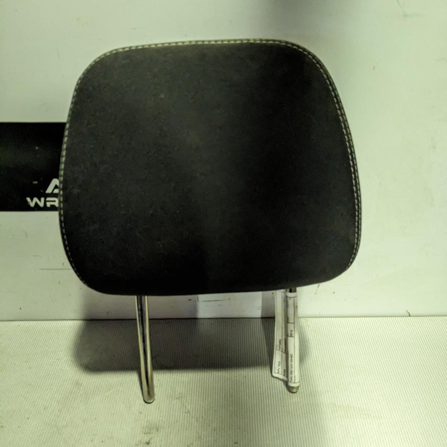 2015-2025 Suzuki Vitara Headrest