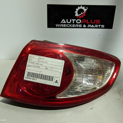 2006-2009 Hyundai Santa Fe Right Taillight