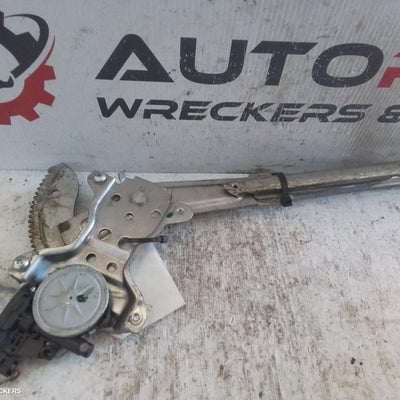 2009-2014 Suzuki Alto Right Front Window Reg Motor