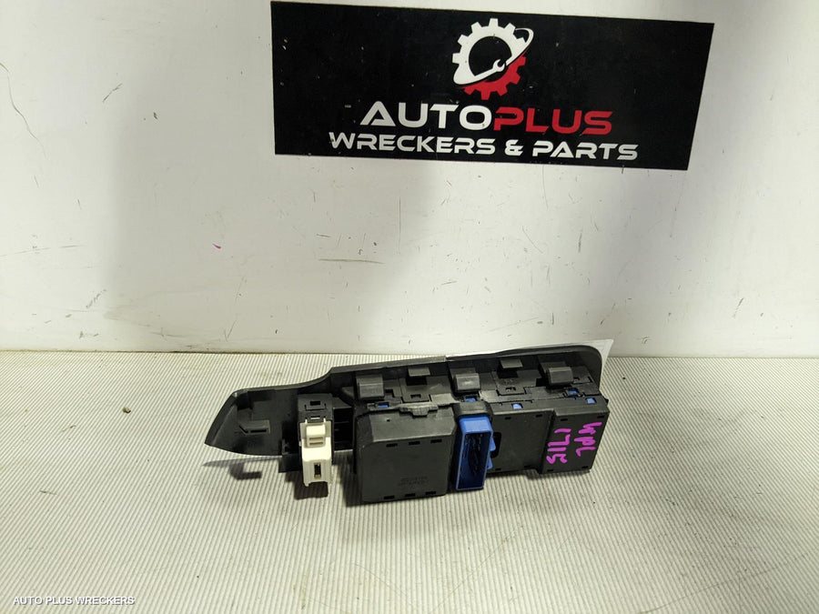 2016 Holden Captiva Pwr Dr Wind Switch