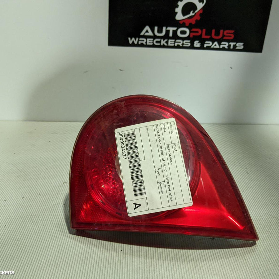 2005 Volkswagen Golf Rear Garnish