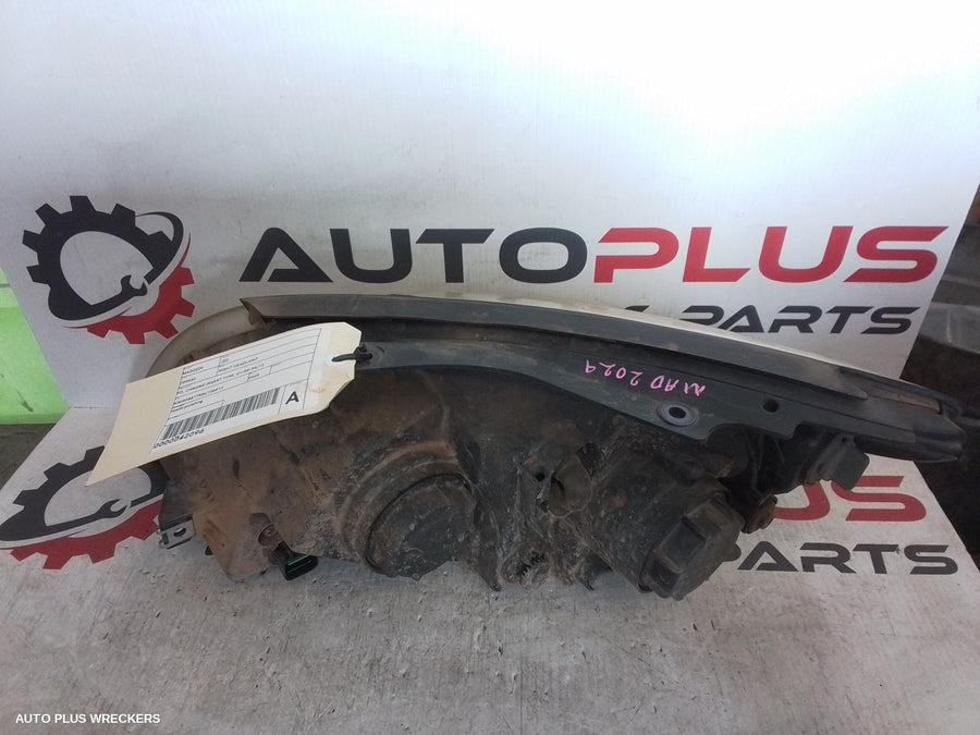 2008 Hyundai I30 Right Headlamp