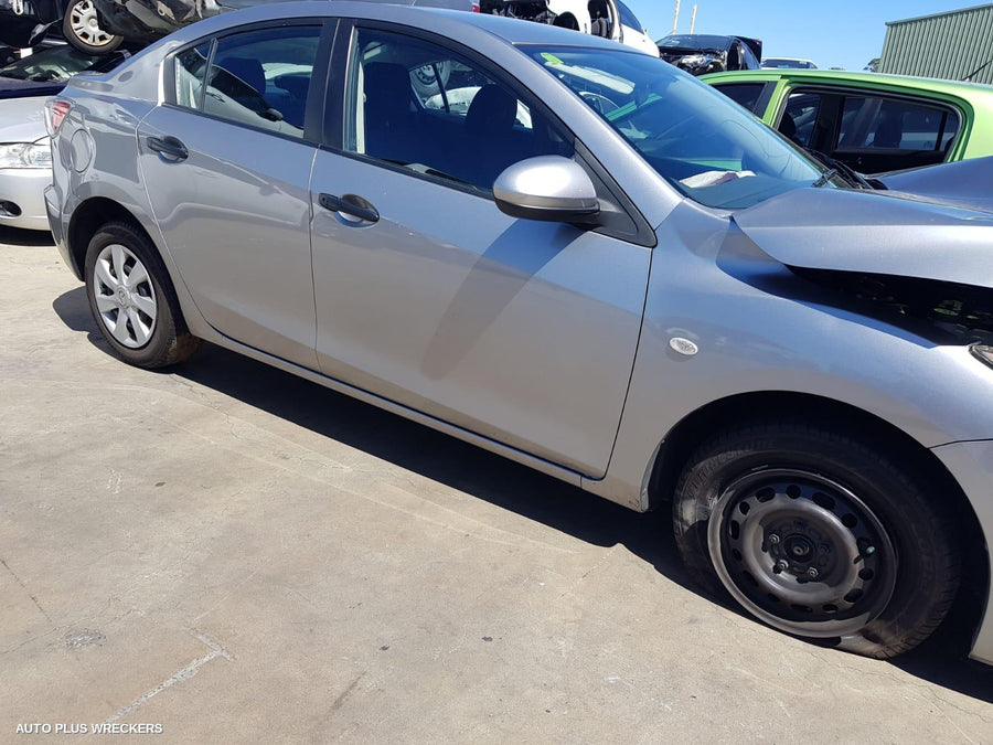 2011 Mazda 3 Right Rear 1 4 Door Glass