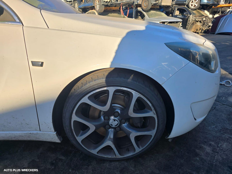 2015-2017 Holden Insignia Headrest