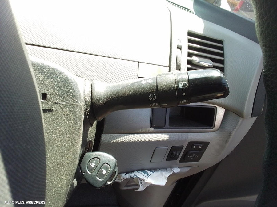 2007 Toyota Tarago Grille