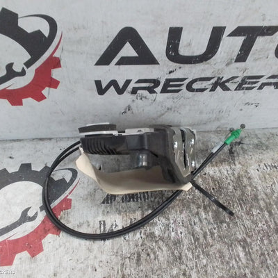 2014-2019 Toyota Yaris Door Boot Gate Lock