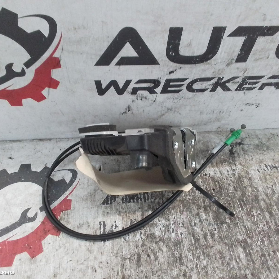 2014-2019 Toyota Yaris Door Boot Gate Lock