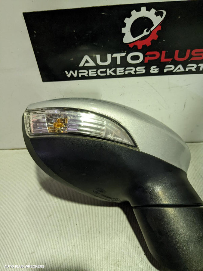 2011 Ford Fiesta Right Door Mirror