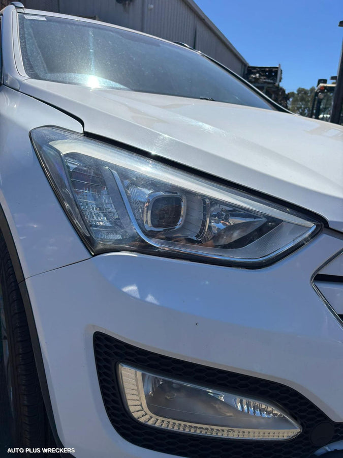2012-2018 Hyundai Santa Fe Headrest