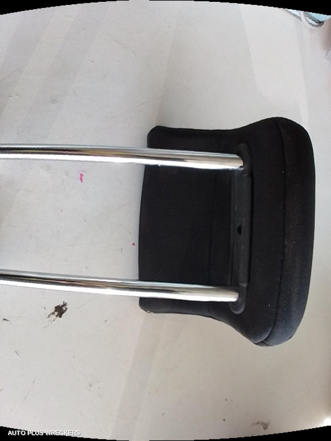 2017-2026 Hyundai I30 Headrest