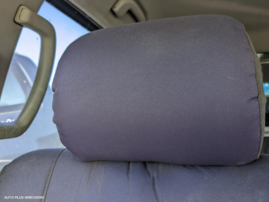 2007 Nissan Navara Right Guard