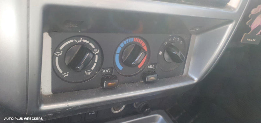 2005 Nissan Patrol Bonnet Scoop