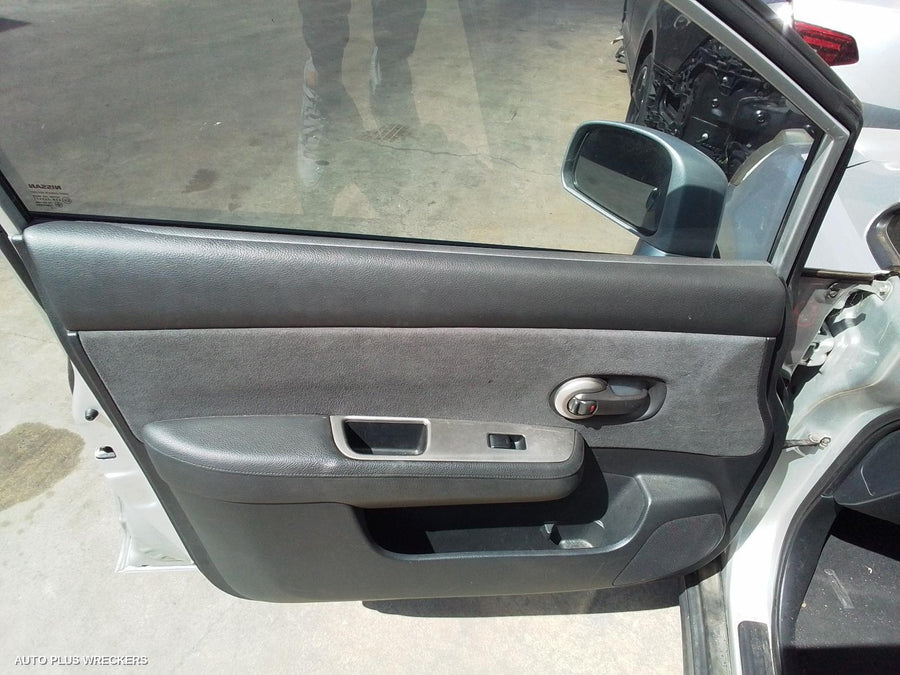 2011 Nissan Tiida Fan