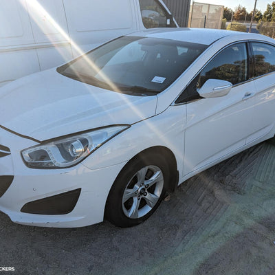 2013 Hyundai I40 Rear Garnish