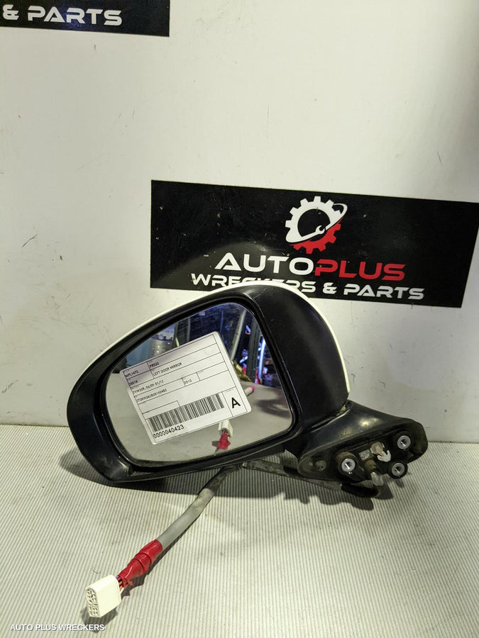 2010 Toyota Prius Left Door Mirror