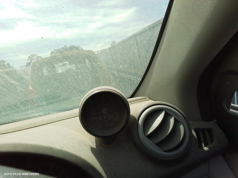 2011 Suzuki Alto Bonnet