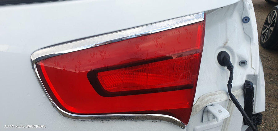 2014-2015 Kia Sportage Rear Garnish