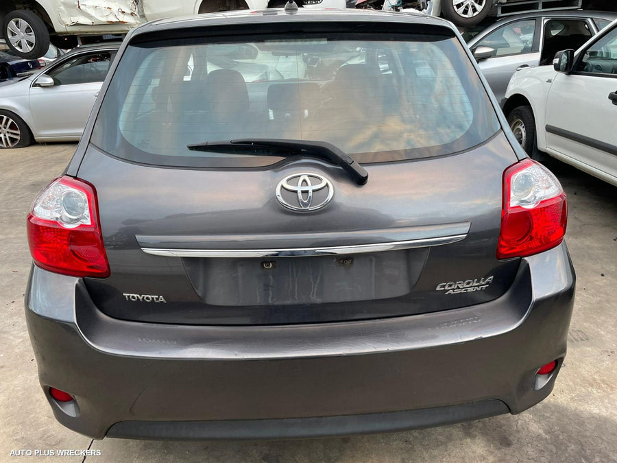 2011 TOYOTA COROLLA WASHER BOTTLE