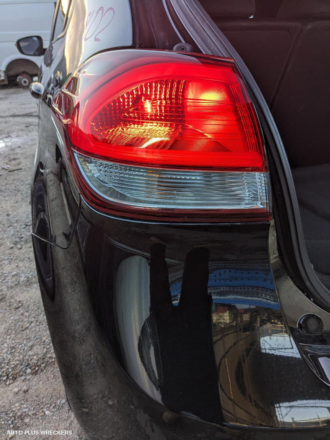 2016 Kia Cerato Caliper