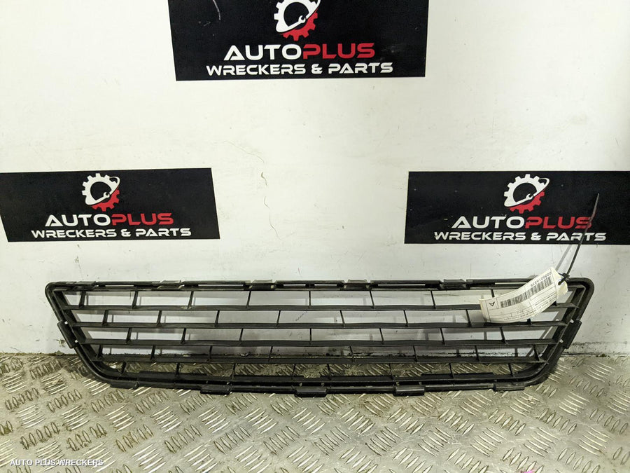 2014 NISSAN PULSAR GRILLE