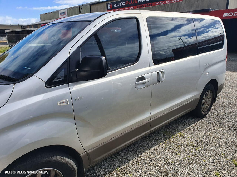 2010 Hyundai Iload/imax Door Boot Gate Lock