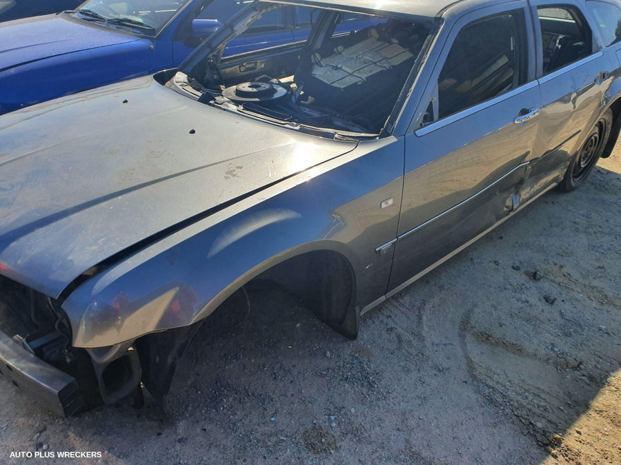 2006 Chrysler 300c Bonnet Hinge Strut