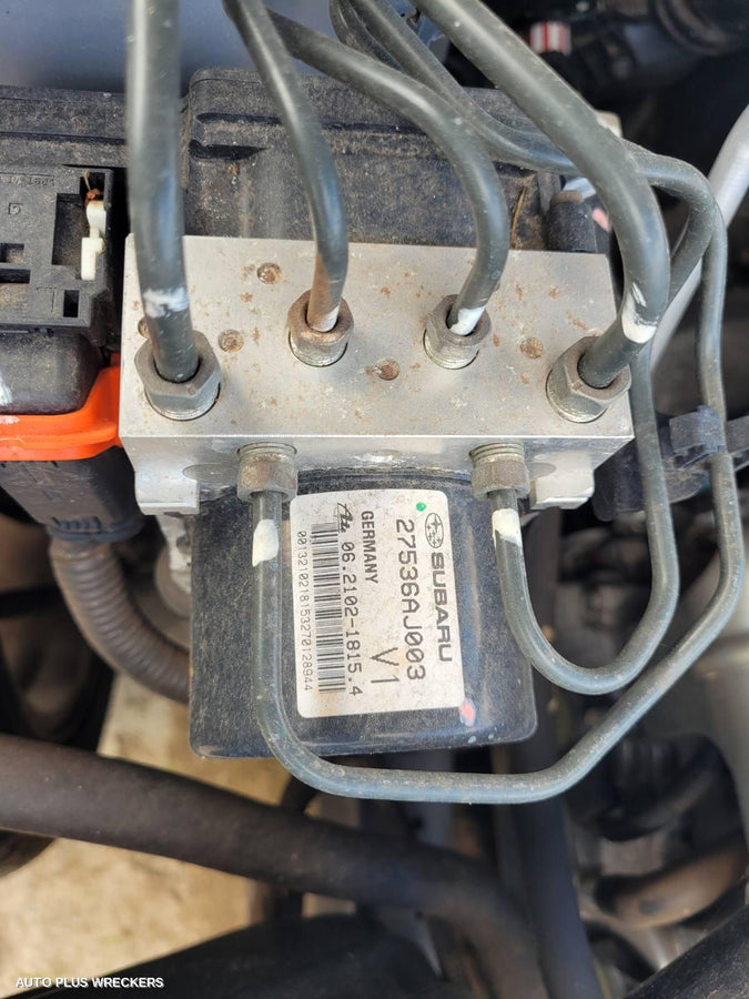 2011 Subaru Liberty Left Front Window Reg Motor