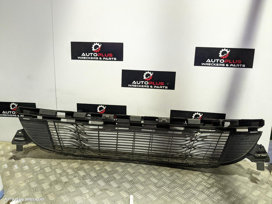 2012 Renault Megane Grille