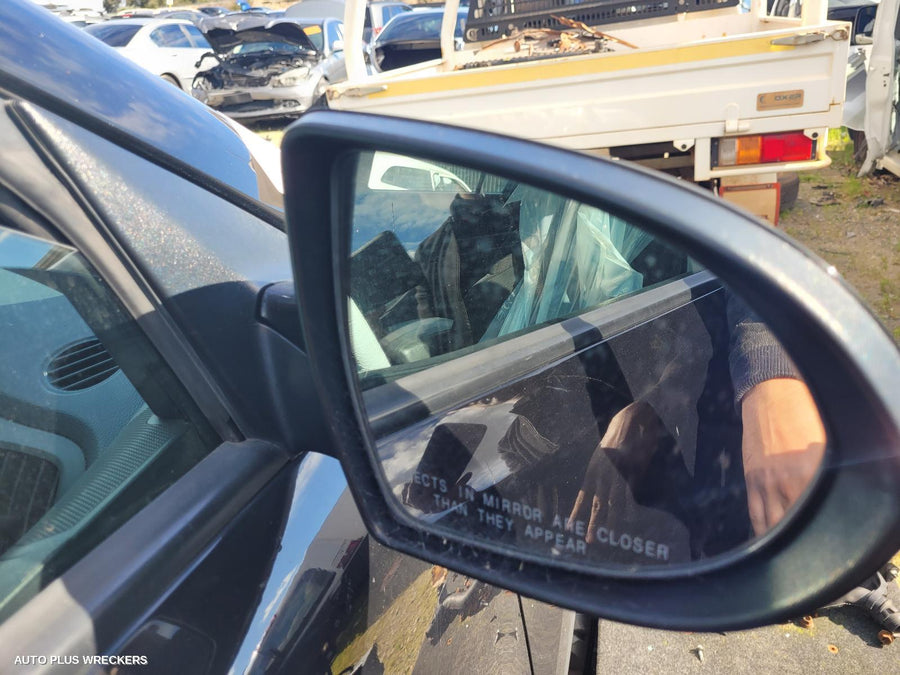 2010 Kia Sportage Left Taillight