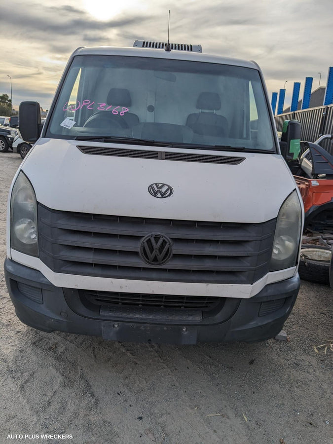 2013 Volkswagen Crafter Right Guard Liner
