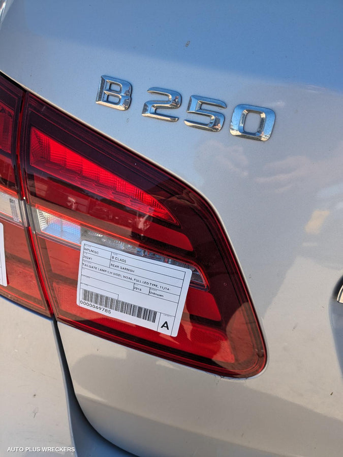 2014-2019 Mercedes B Class Rear Garnish
