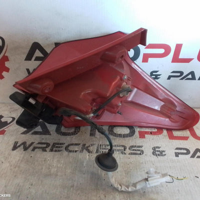 2013 TOYOTA COROLLA LEFT TAILLIGHT