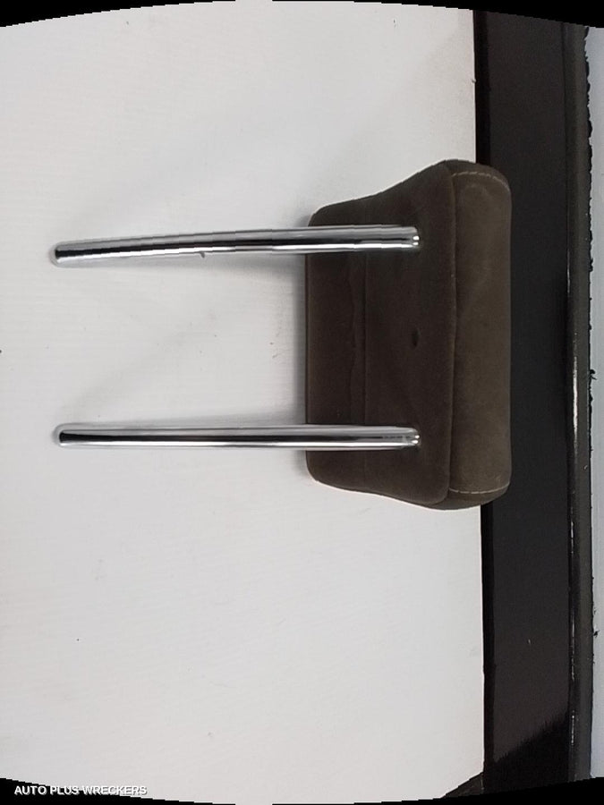 2019-2026 Mazda 2 Headrest