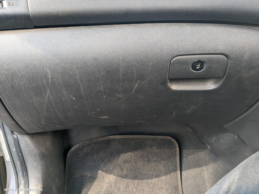 2011 Hyundai I30 Right Front Door