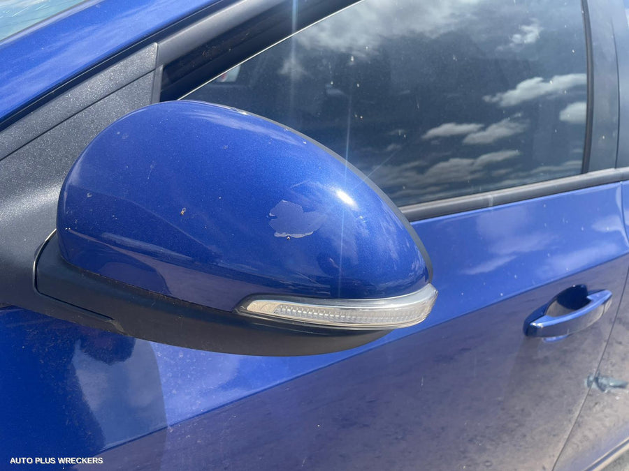 2016 Holden Cruze Right Door Mirror